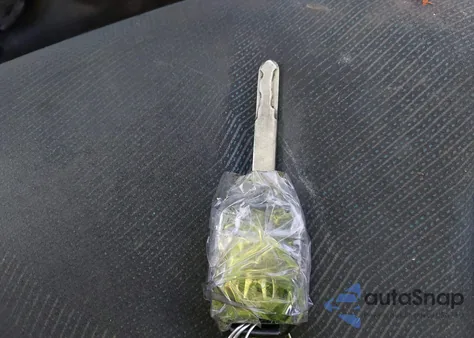 2010 Honda Fit Sport из США, поврежденный, VIN JHMGE8H47AC004213